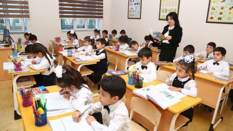 Bakı məktəblərində dərslər həftədə 3 dəfə tədris olunacaq, rayonlarda isə…