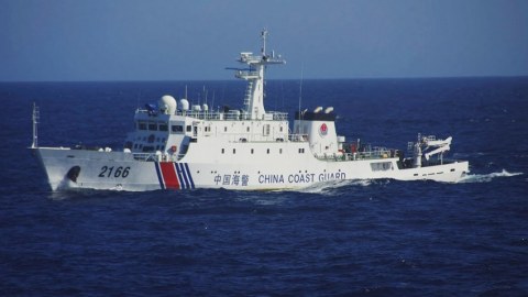 Çində xarici gəmilərə atəş açılmasına icazə verildi