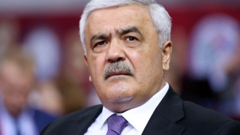 SOCAR-ın maliyyə işlərini nəzarətdə saxlamağa ehtiyac var - Deputat  