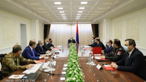 Paşinyan Təhlükəsizlik Şurasının iclasını KEÇİRDİ