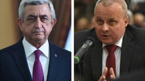Sarkisyan Rusiya səfiri ilə görüşdü