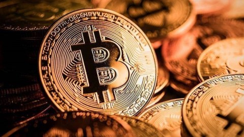 Bitkoin yenə rekord qırdı
