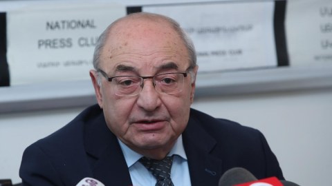 Ermənistan müxalifətinin lideri xalqı meydanlara səslədi
