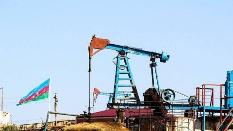 Azərbaycan neftinin son qiyməti - rekord bahalaşma