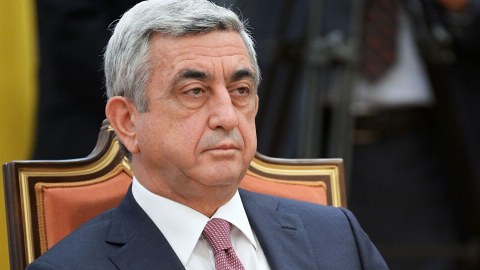 Serj Sarkisyanın kitabı bağlanıb - ŞƏRH 