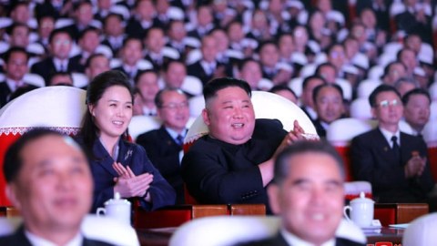 Kim Çen Inın xanımı 1 il sonra üzə çıxdı – FOTO