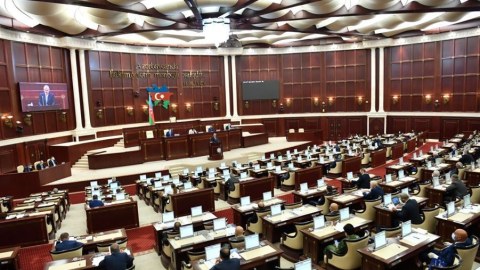 Deputatların bir qrupu peyvənd olundu
