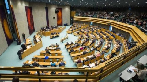 Azərbaycan diasporu Niderland parlamentinə müraciət etdi