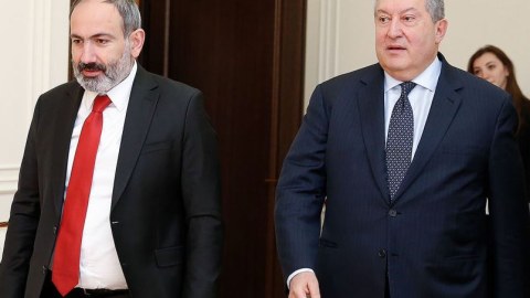 Sarkisyan Paşinyanla Qasparyan arasında - Fransa da “oyuna” daxil olur - TƏHLİL  