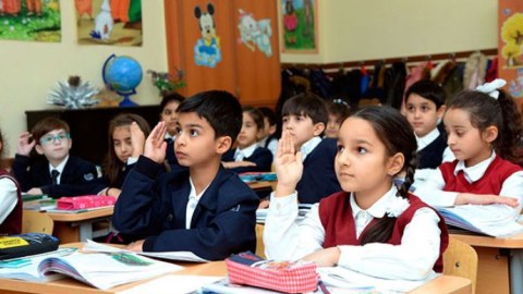 Təhsil Nazirliyindən məktəblərin bağlanması xəbərinə REAKSİYA