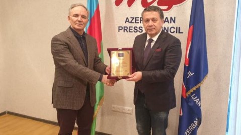 Qlobal Jurnalistlər Şurasının sədri Mətbuat Şurasında olub - FOTO
