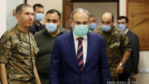 Paşinyan Baş Qərargah rəisinin həbsinə göstəriş verib – Ermənistan mətbuatı  