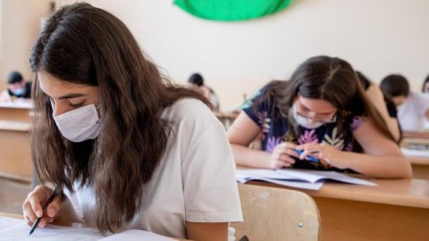 Hansı universitetlərdə koronavirusa yoluxmalar baş verib?