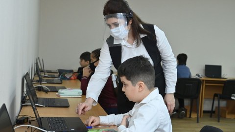 Təhsil Nazirliyi məktəblərdə COVİD-19-la bağlı son vəziyyəti açıqladı