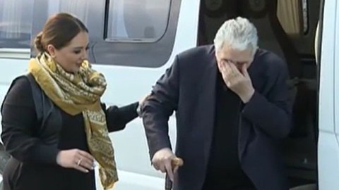 28 ildən sonra Ağdama qayıdan Arif Babayev valideynlərinin məzarını tapa bilmədi - VİDEO