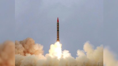 Pakistan nüvə başlığı daşıya bilən ballistik raketi sınaqdan keçirdi