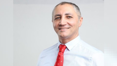 Tanınmış həkim yol qəzasına düşdü  