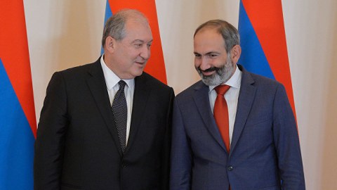 “Armen Sarkisyan dolayısıyla Paşinyana dəstək verdi” - ŞƏRH   