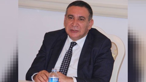 Rəşad Məcid “yeni media jurnalistləri”nə HİDDƏTLƏNDİ: “Hələ bir durub redaktorlara rişxənd edirlər”