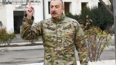 Prezident Qubadlıdakı məscidi sökənlərin cəzalandırılmasını TAPŞIRDI