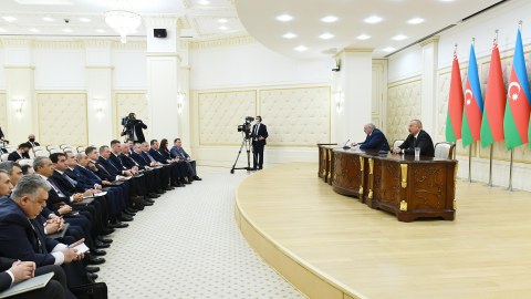 İlham Əliyevlə Lukaşenko bəyanat VERDİLƏR