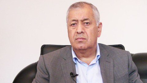 Vahid Əhmədovun vəziyyəti stabilləşib