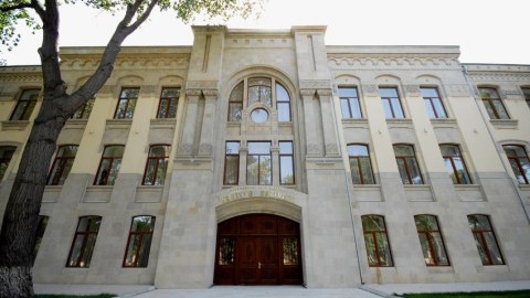 Səhiyyə Nazirliyindən evdə müalicə alan COVİD-19 xəstələrinə XƏBƏRDARLIQ