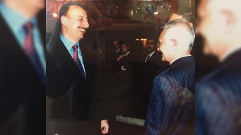 Diplomatın sirləri - Xomeyninin üzük bağışladığı, Özalın dostluq etdiyi, adı “Ginnesin Rekordlar Kitabı”na düşən azərbaycanlı SƏFİR - FOTOLAR 