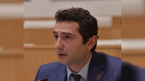 Gürcüstan parlamentinə yeni sədr seçildi