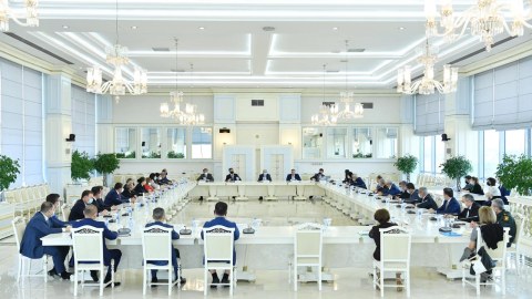 Əmək və sosial siyasət komitəsində dinləmə keçirilib
