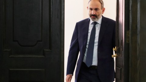 Parlament Paşinyanı qəsdən baş nazir SEÇMƏDİ