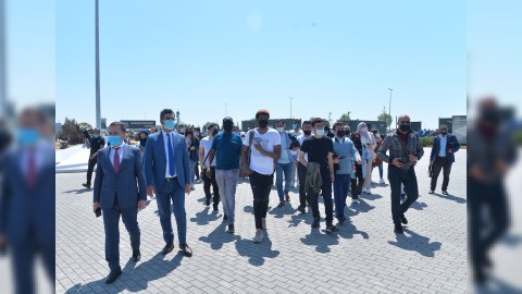 Əcnəbi tələbələr Hərbi Qənimətlər Parkında - FOTOLAR