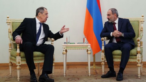 Lavrov Yerevana gəlir – Paşinyanla görüşəcək