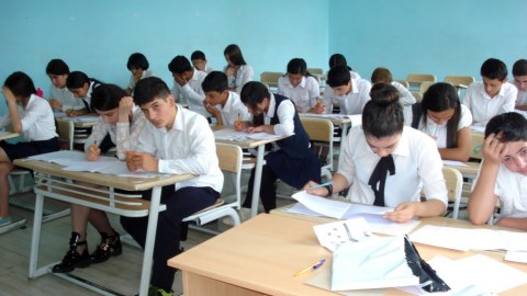 Buraxılış imtahanında maksimum bal toplayan yeganə şagird odur - FOTO