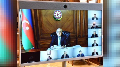 Baş nazir Əli Əsədov hökumət üzvlərini TOPLADI