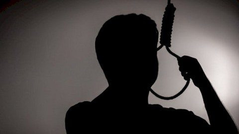 15 yaşlı məktəbli özünü asdı