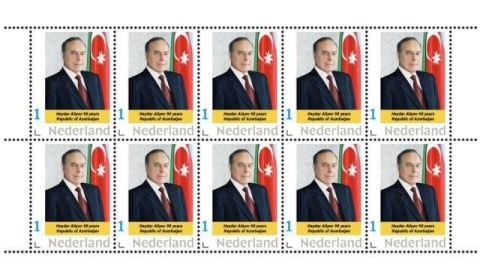Niderlandda Heydər Əliyevə həsr edilən poçt markaları çap olundu - FOTO
