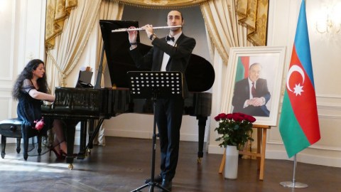 Xarici ölkələrdə Heydər Əliyevin xatirəsi yad edilib