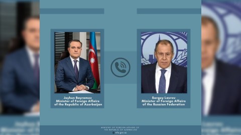 Ceyhun Bayramov Lavrovla sərhəddəki gərginliyi MÜZAKİRƏ ETDİ