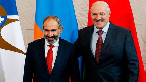 Paşinyanın xarici ölkə liderlərinə zəngləri davam edir