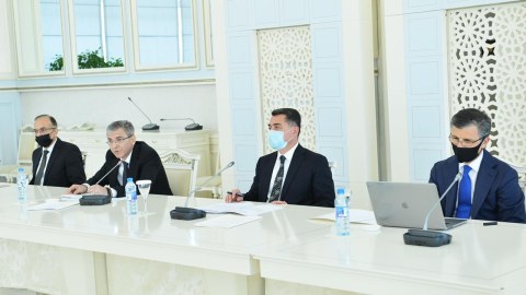 Deputatlar yeni hakimlərin təyinatını müzakirə etdilər