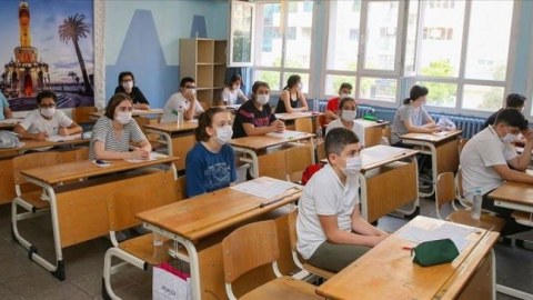 Bu universitetdə dərslər ənənəvi qaydada keçiriləcək