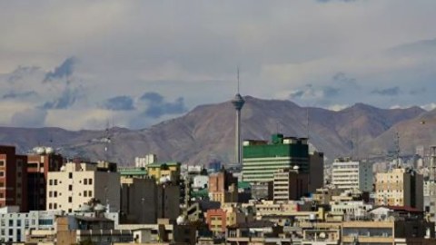 Tehranda enerji böhranı: dövlət qurumları işıqsız qaldı