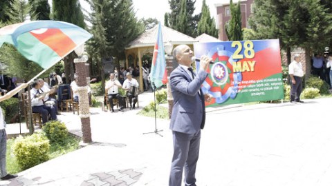 Dünya şəhərlərində 28 May tədbirləri...