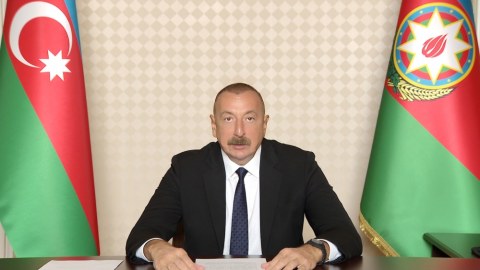 İlham Əliyev beynəlxalq sessiyada peyvəndlərlə bağlı narahatlıqdan DANIŞDI