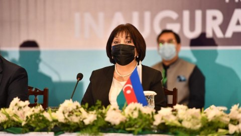 Sahibə Qafarova beynəlxalq konfransda Zəngəzur dəhlizindən danışdı 