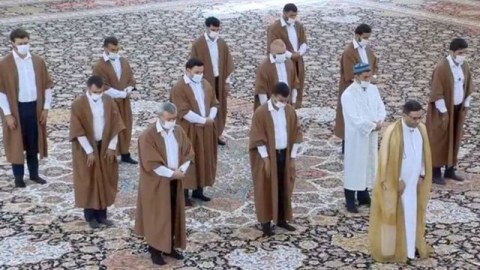 COVİD-19 pasportu olmayanlar məscidə buraxılmayacaq - Dini İdarə