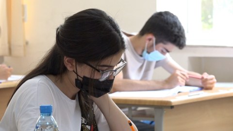 Təhsil Nazirliyindən builki məzunlara ŞAD XƏBƏR - Dövlət imtahanı olmayacaq  