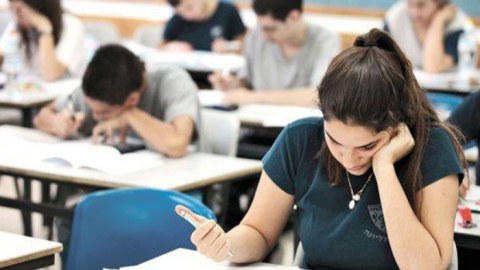 “Diplom işi” də ləğv olundu 