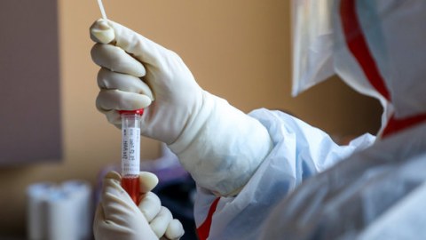 Koronavirusun yeni ştamı peyda oldu